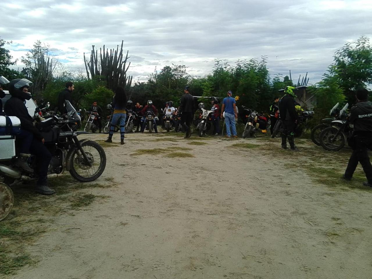 Alojamiento Casa De Campo Los Cactus Villavieja Esterno foto